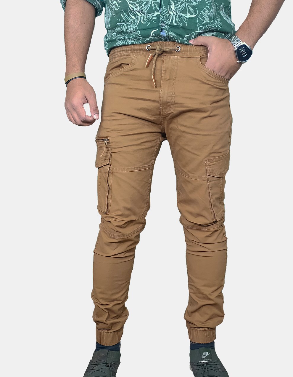 optional($pcolor->color)->name